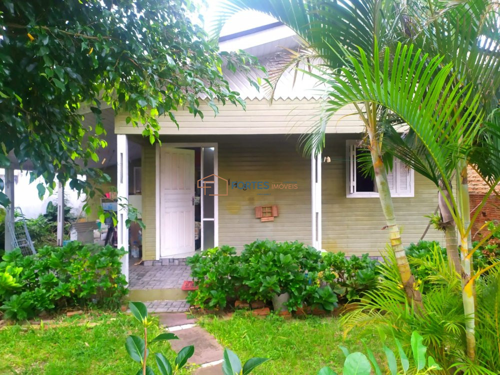 Casa à venda  no Centro - Osório, RS. Imóveis