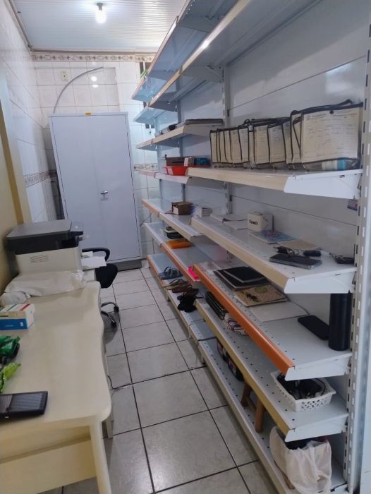 Espa�o para lanche/organiza��o/banheiro 1�piso