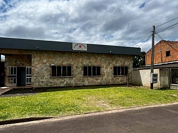 Fortes Im�veis Vende Pr�dio Comercial em Os�rio